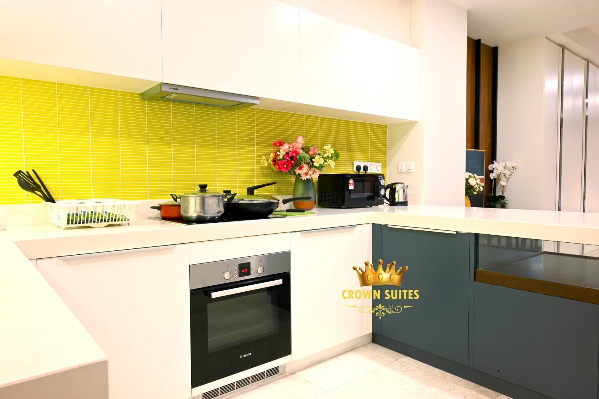 Crown Suites Tropicana Klcc Kuala Lumpur City Center מראה חיצוני תמונה
